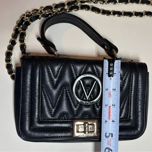 AUTHENTIC Mario Valentino Black Quilted Mini Bag with Gold Chain - Picture 3 of 8
